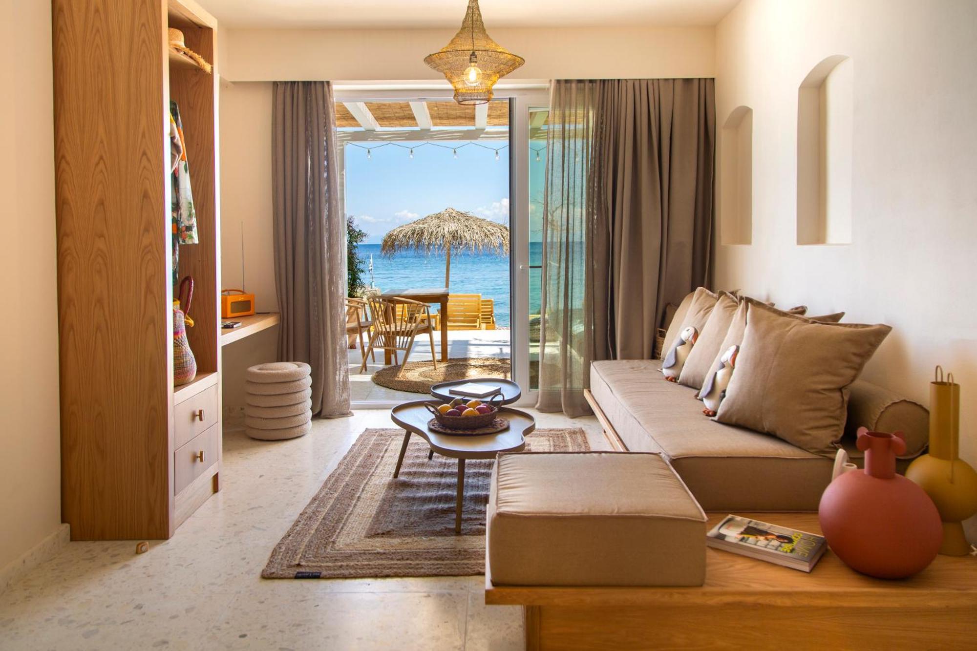 Aegean Stories Pelagos Suites Avlakia Exterior photo